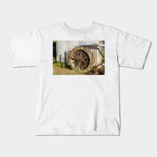 slb wheela Kids T-Shirt